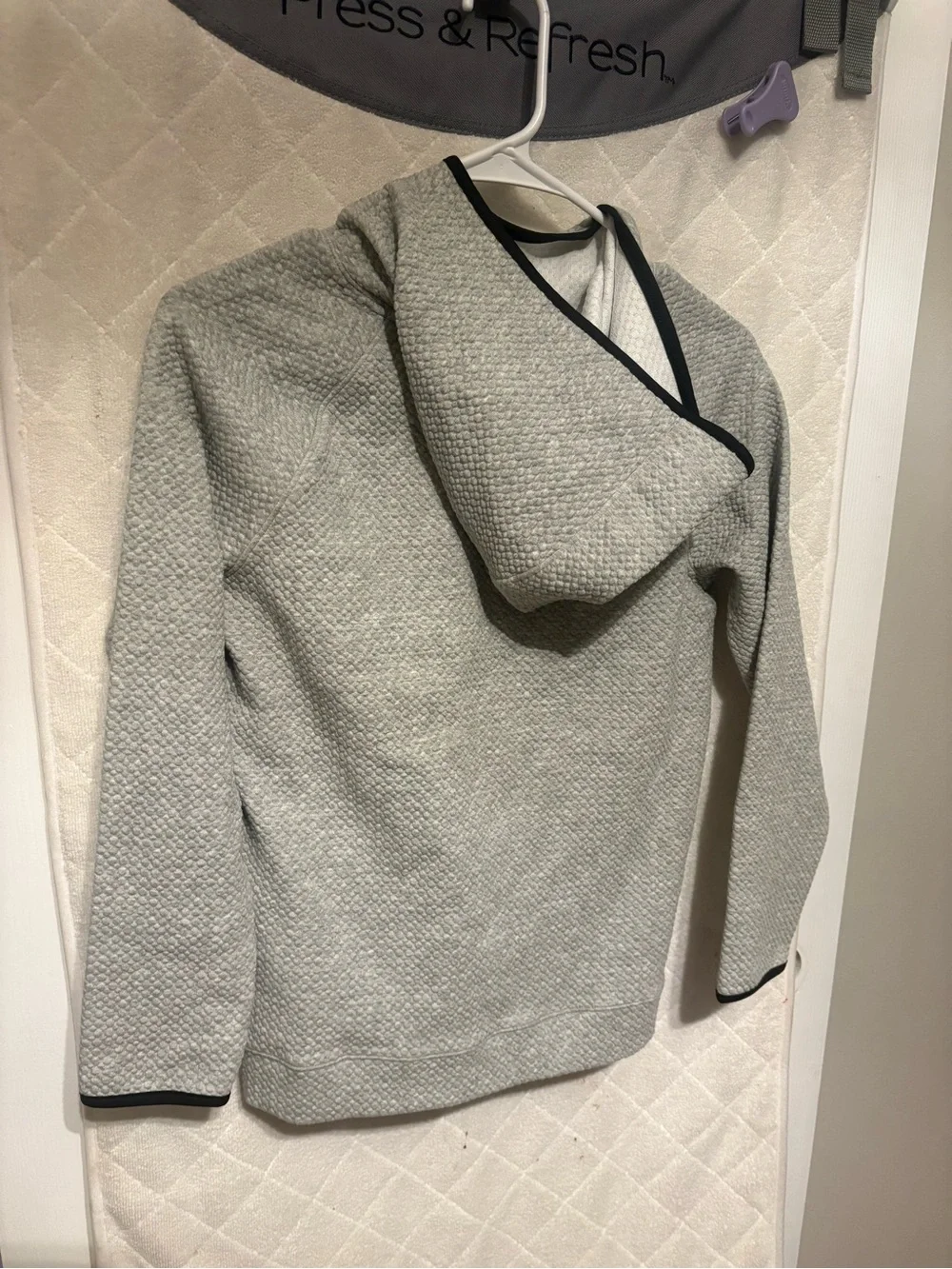 Old Navy Light Gray Quilted Active Hoodie with Black Trim